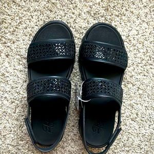 SKECHERS SANDALS - Shiny Black